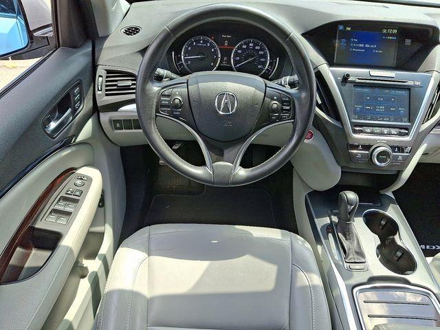 Photo of 2014 Silver Moon Acura MDX