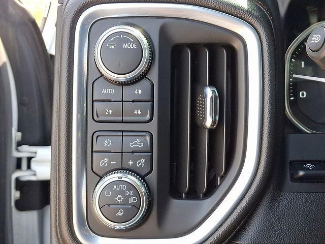 Photo of 2022 Summit White GMC Sierra 2500