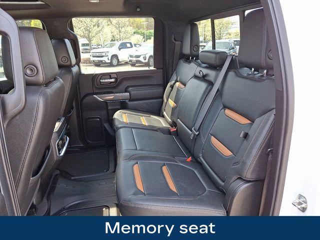 Photo of 2022 Summit White GMC Sierra 2500