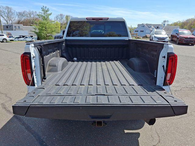 Photo of 2022 Summit White GMC Sierra 2500
