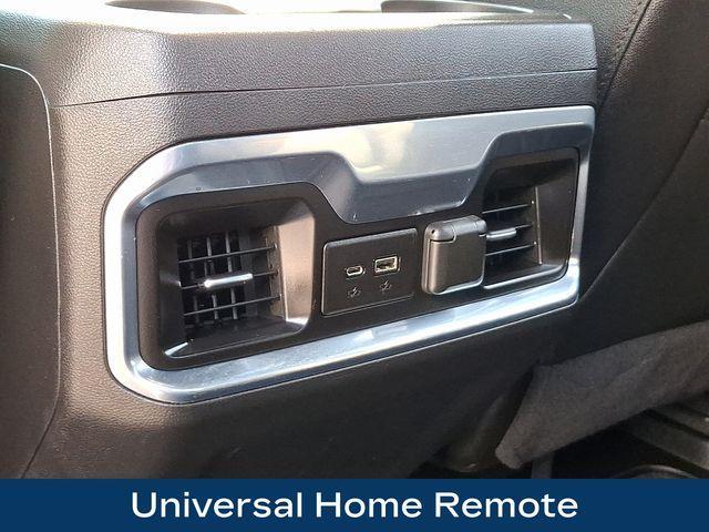 Photo of 2022 Summit White GMC Sierra 2500