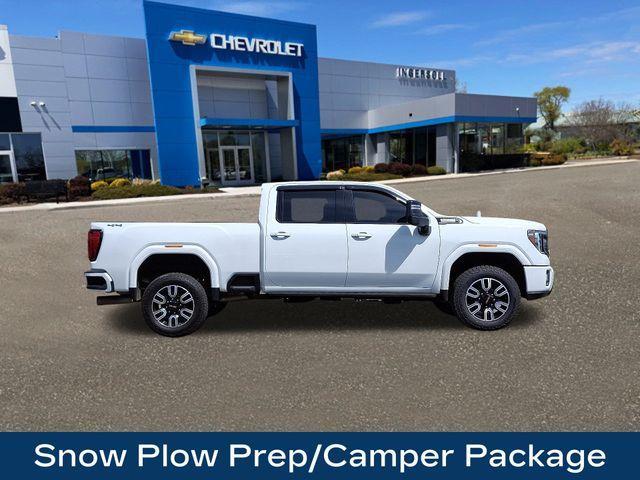 Photo of 2022 Summit White GMC Sierra 2500