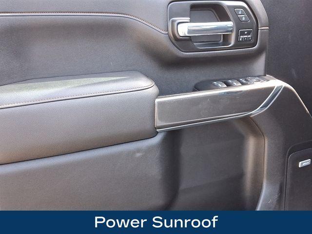 Photo of 2022 Summit White GMC Sierra 2500