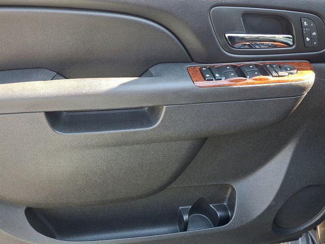 Photo of 2013 Mocha Steel Metallic Chevrolet Tahoe