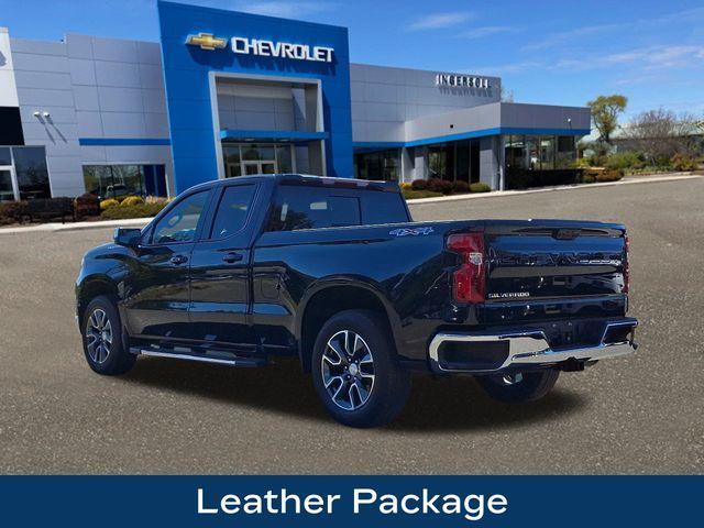 Photo of 2022 Black Chevrolet Silverado 1500