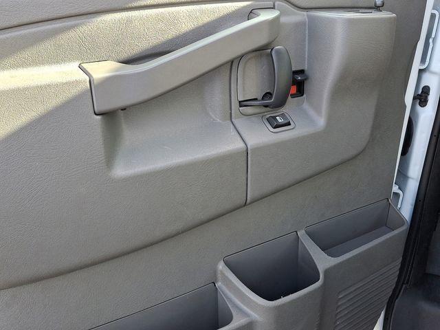 Photo of 2023 Summit White GMC Savana 3500