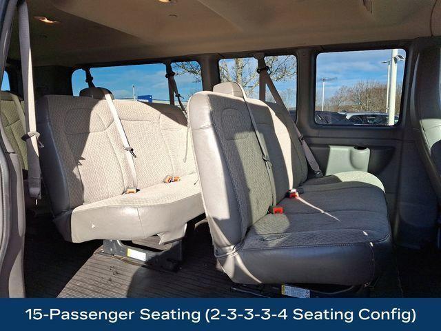 Photo of 2023 Summit White GMC Savana 3500