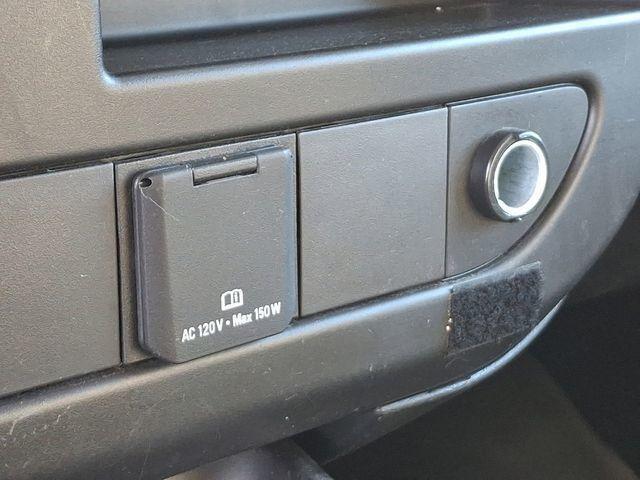 Photo of 2023 Summit White GMC Savana 3500