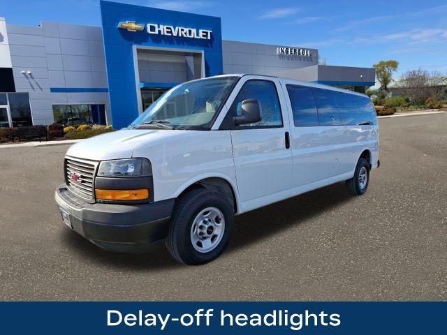 Photo of 2023 Summit White GMC Savana 3500