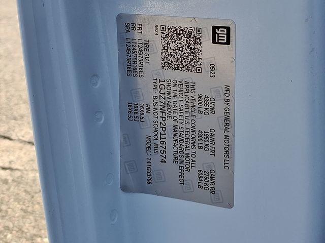 Photo of 2023 Summit White GMC Savana 3500