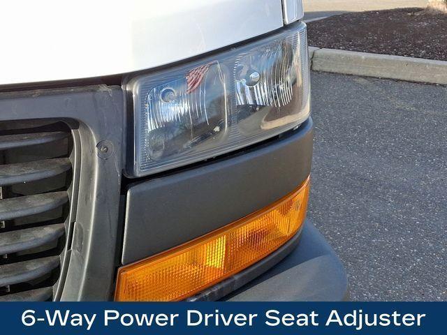 Photo of 2023 Summit White GMC Savana 3500