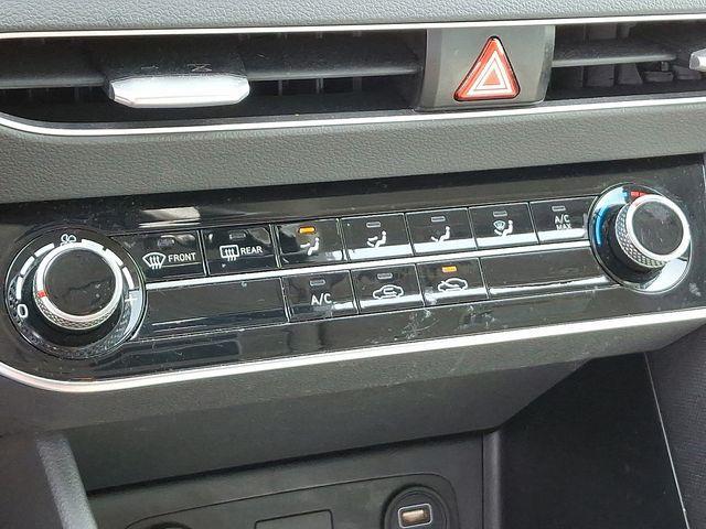 Photo of 2021 Phantom Black Hyundai SONATA