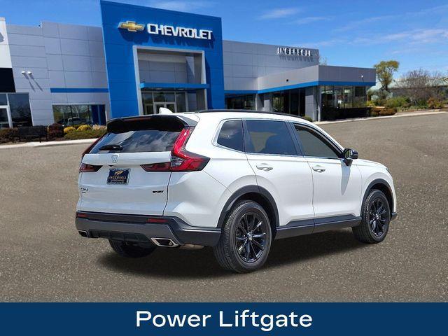 Photo of 2024 Platinum White Pearl Honda CR-V Hybrid