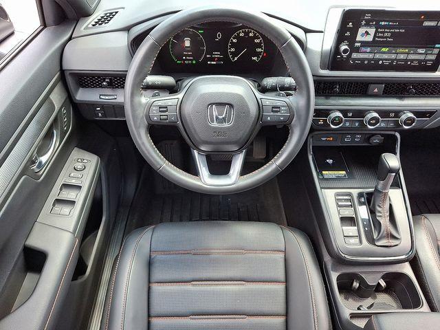 Photo of 2024 Platinum White Pearl Honda CR-V Hybrid