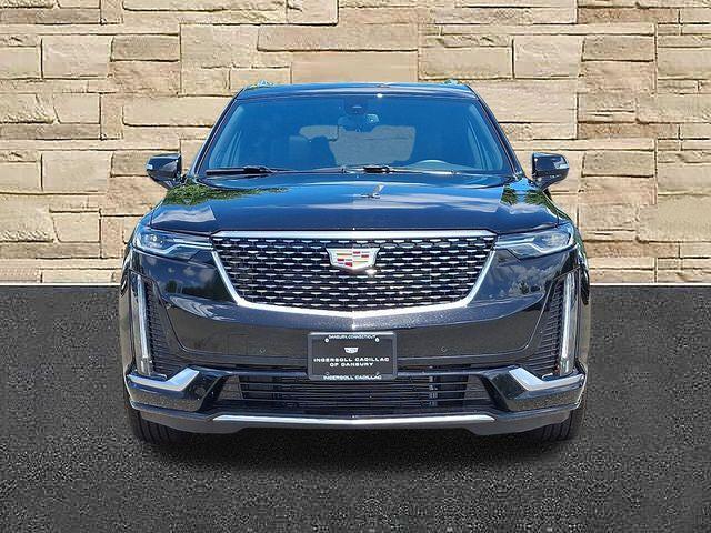Photo of 2025 Stellar Black Metallic Cadillac XT6