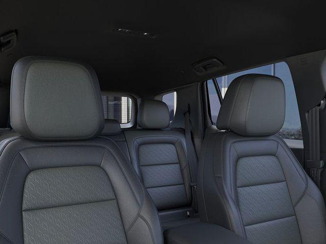 Photo of 2025 Summit White Chevrolet Equinox
