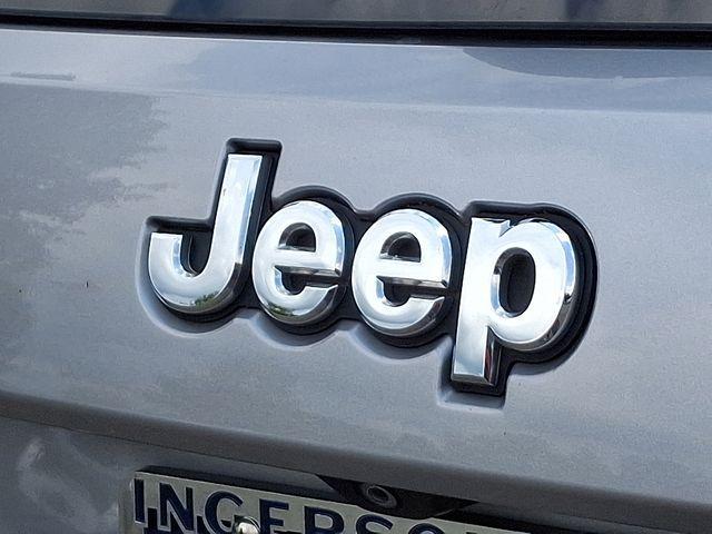 Photo of 2018 Billet Silver Metallic Clearcoat Jeep Grand Cherokee