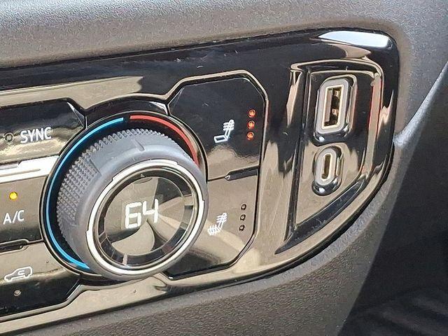 Photo of 2023 Red Chevrolet Silverado 1500