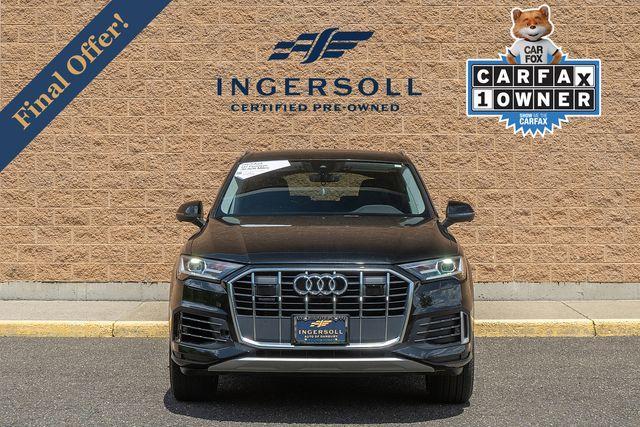 Photo of 2023 Mythos Black Metallic Audi Q7