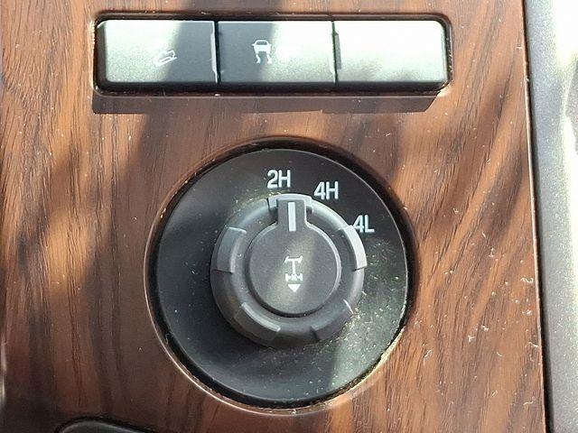 Photo of 2016 Magnetic Metallic Ford F-250