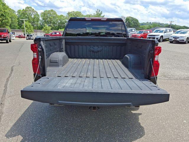 Photo of 2021 Black Chevrolet Silverado 1500