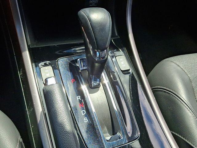 Photo of 2016 Lunar Silver Metallic Honda Accord