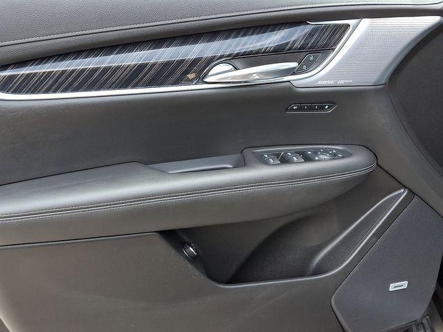 Photo of 2023 Stellar Black Metallic Cadillac XT6