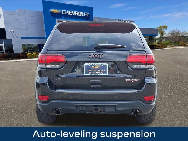Photo of 2020 Diamond Black Jeep Grand Cherokee