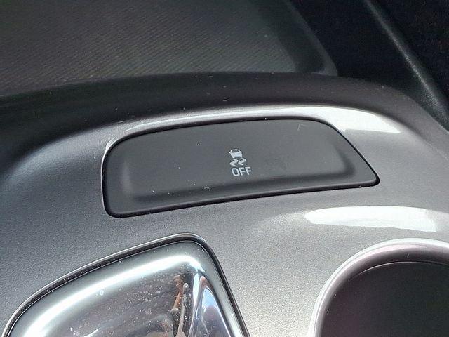 Photo of 2023 Summit White Chevrolet Malibu