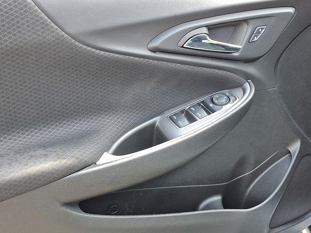 Photo of 2023 Summit White Chevrolet Malibu