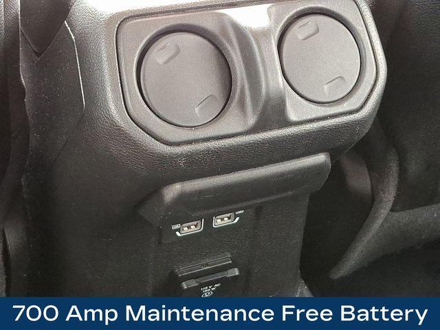 Photo of 2022 Silver Zynith Clearcoat Jeep Wrangler