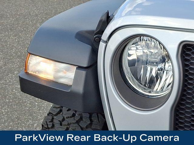 Photo of 2022 Silver Zynith Clearcoat Jeep Wrangler