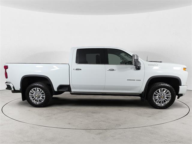 Photo of 2021 Summit White Chevrolet Silverado 3500