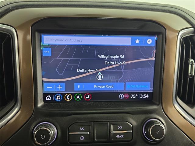Photo of 2021 Summit White Chevrolet Silverado 3500