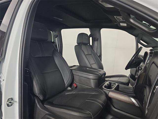 Photo of 2021 Summit White Chevrolet Silverado 3500