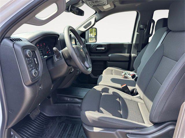 Photo of 2025 White Chevrolet Silverado 3500