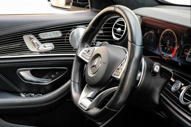Photo of 2018 designo Diamond White Metallic Mercedes-Benz AMG E 63