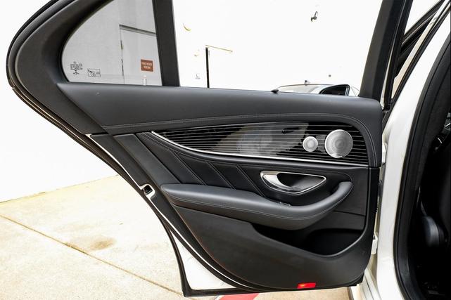 Photo of 2018 designo Diamond White Metallic Mercedes-Benz AMG E 63
