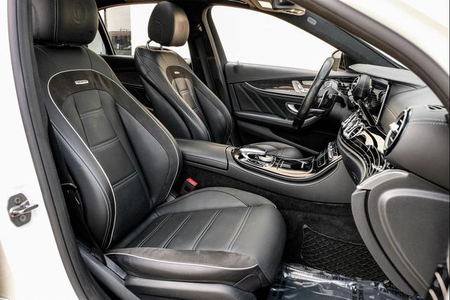 Photo of 2018 designo Diamond White Metallic Mercedes-Benz AMG E 63