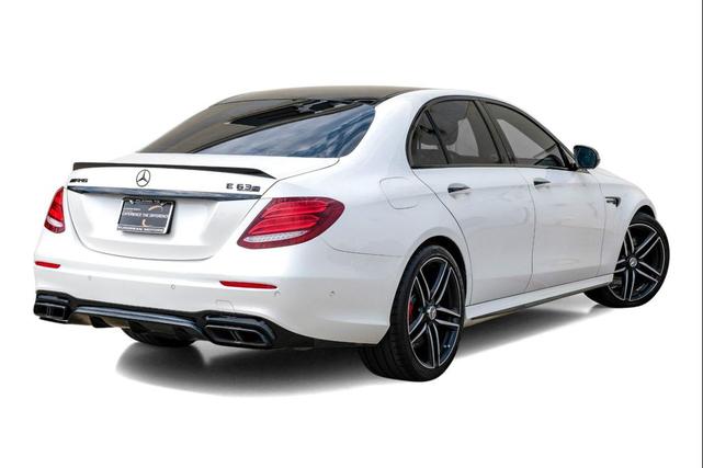 Photo of 2018 designo Diamond White Metallic Mercedes-Benz AMG E 63
