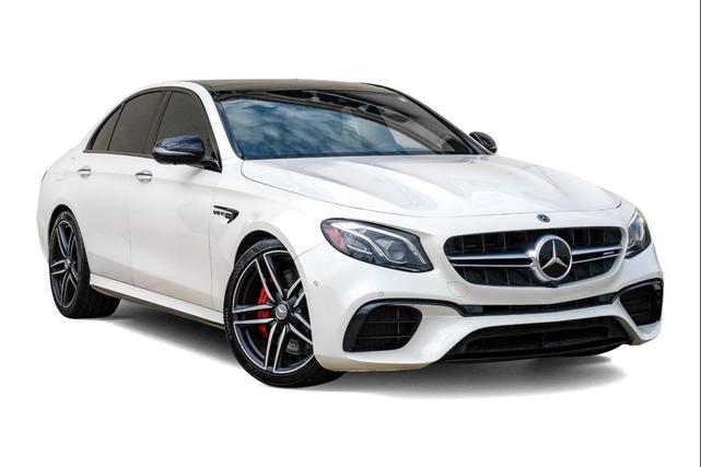 Photo of 2018 designo Diamond White Metallic Mercedes-Benz AMG E 63