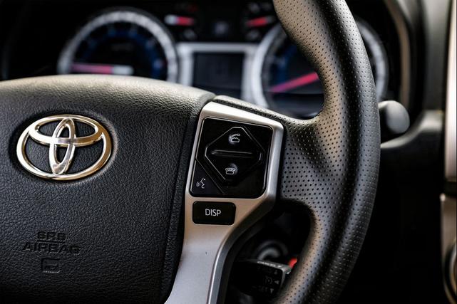 Photo of 2016 Super White Toyota 4Runner