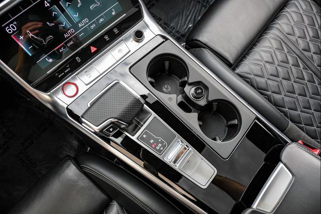 Photo of 2020 Vesuvius Gray Metallic Audi S7