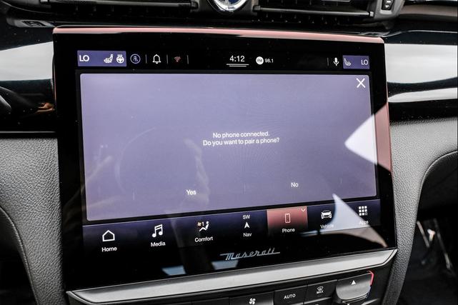 Photo of 2022 Grigio Metallic Maserati Quattroporte