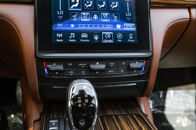 Photo of 2018 Nero Maserati Quattroporte