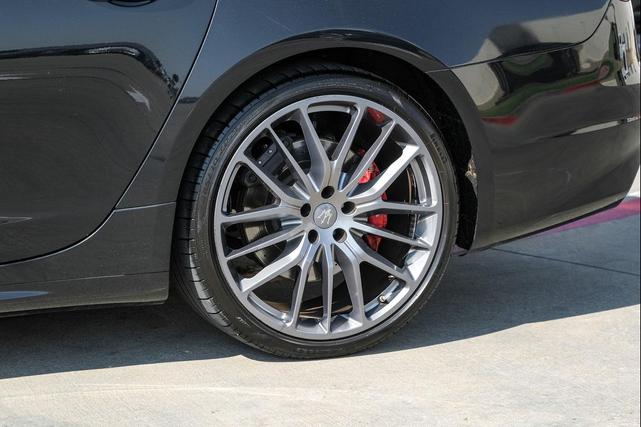 Photo of 2018 Nero Maserati Quattroporte