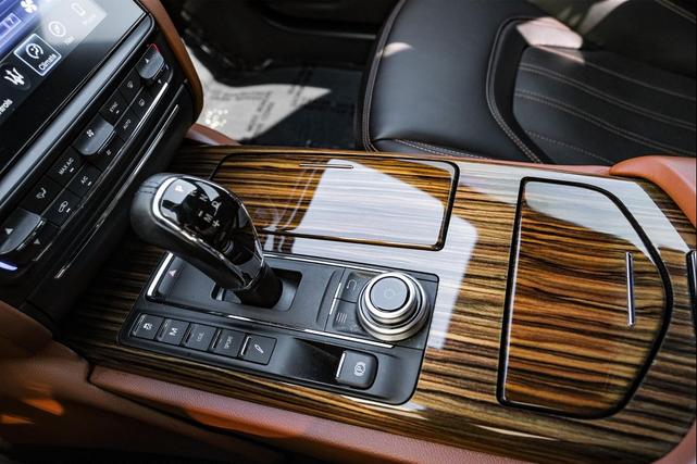 Photo of 2018 Nero Maserati Quattroporte
