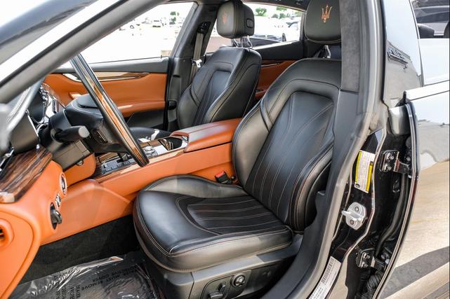 Photo of 2018 Nero Maserati Quattroporte