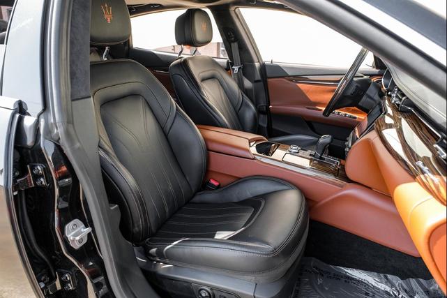 Photo of 2018 Nero Maserati Quattroporte
