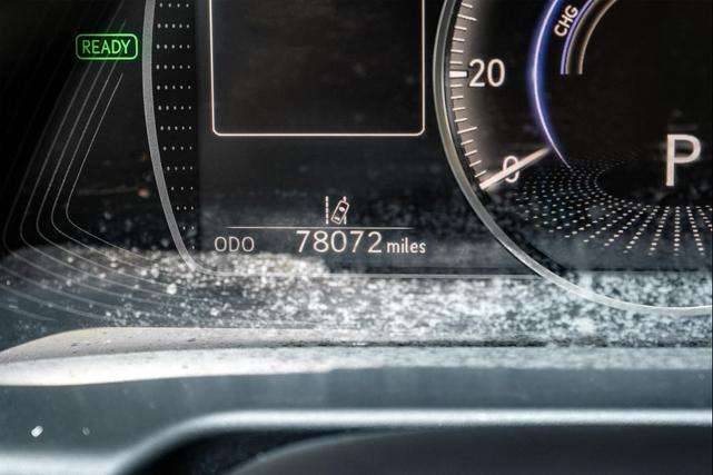 Photo of 2020 Obsidian Lexus ES 300h